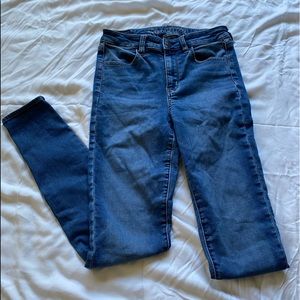 American Eagle Next Level Stretch jeans, size 8.